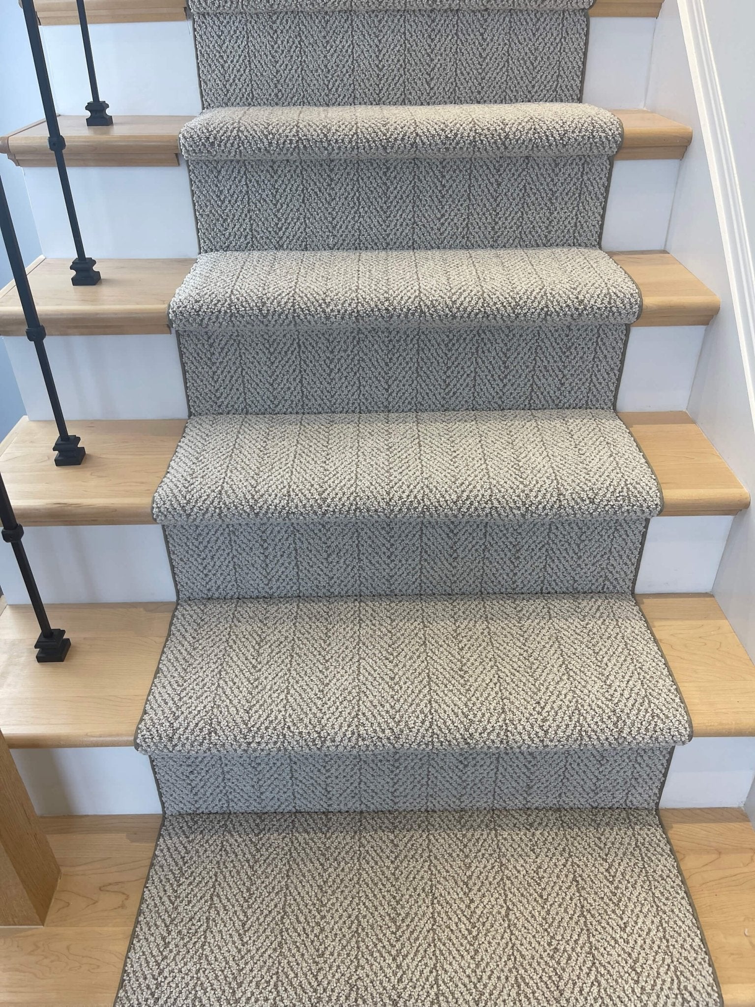 Amalfi Paradise Modern Herringbone Stair Runner