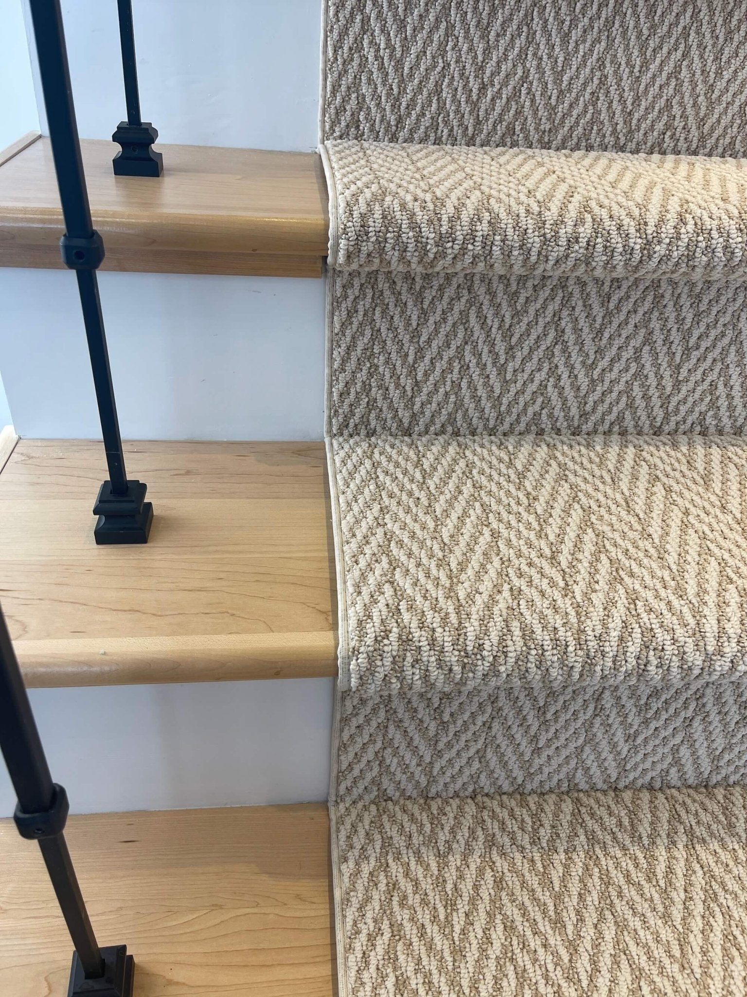 Anderson Tuftex Boutique Herringbone Stair Runner