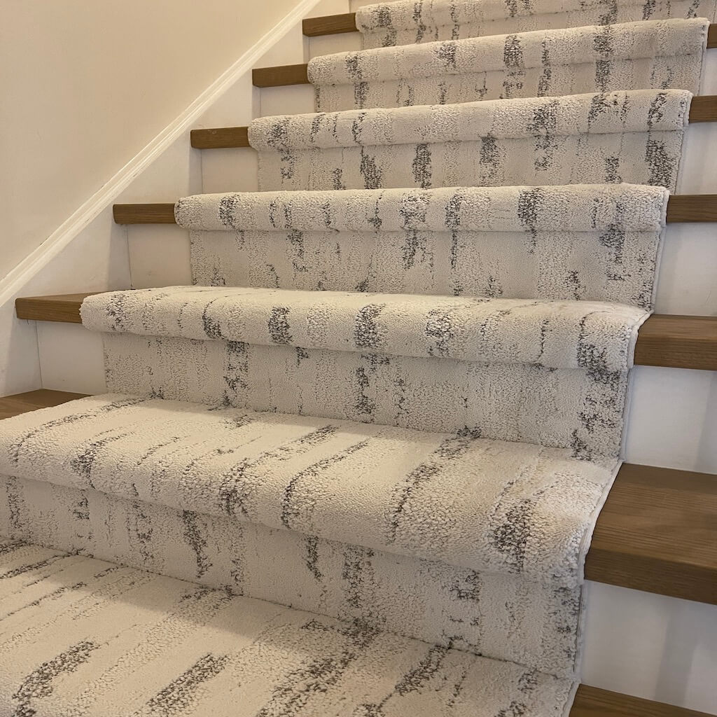 Tranquil Spirit Snowfall Pet Perfect Stair Runner