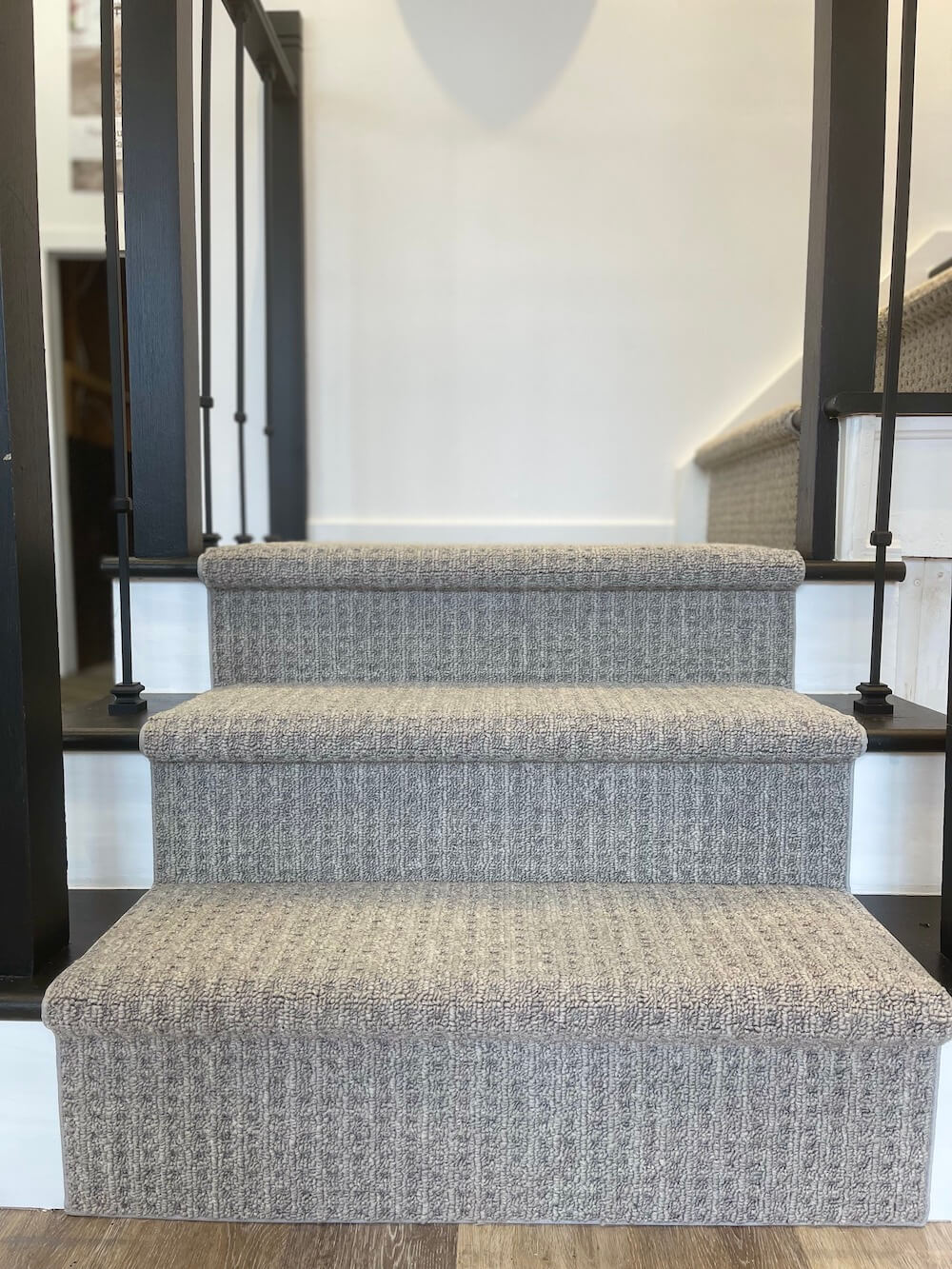 Boloria Windsor Gray stair runner